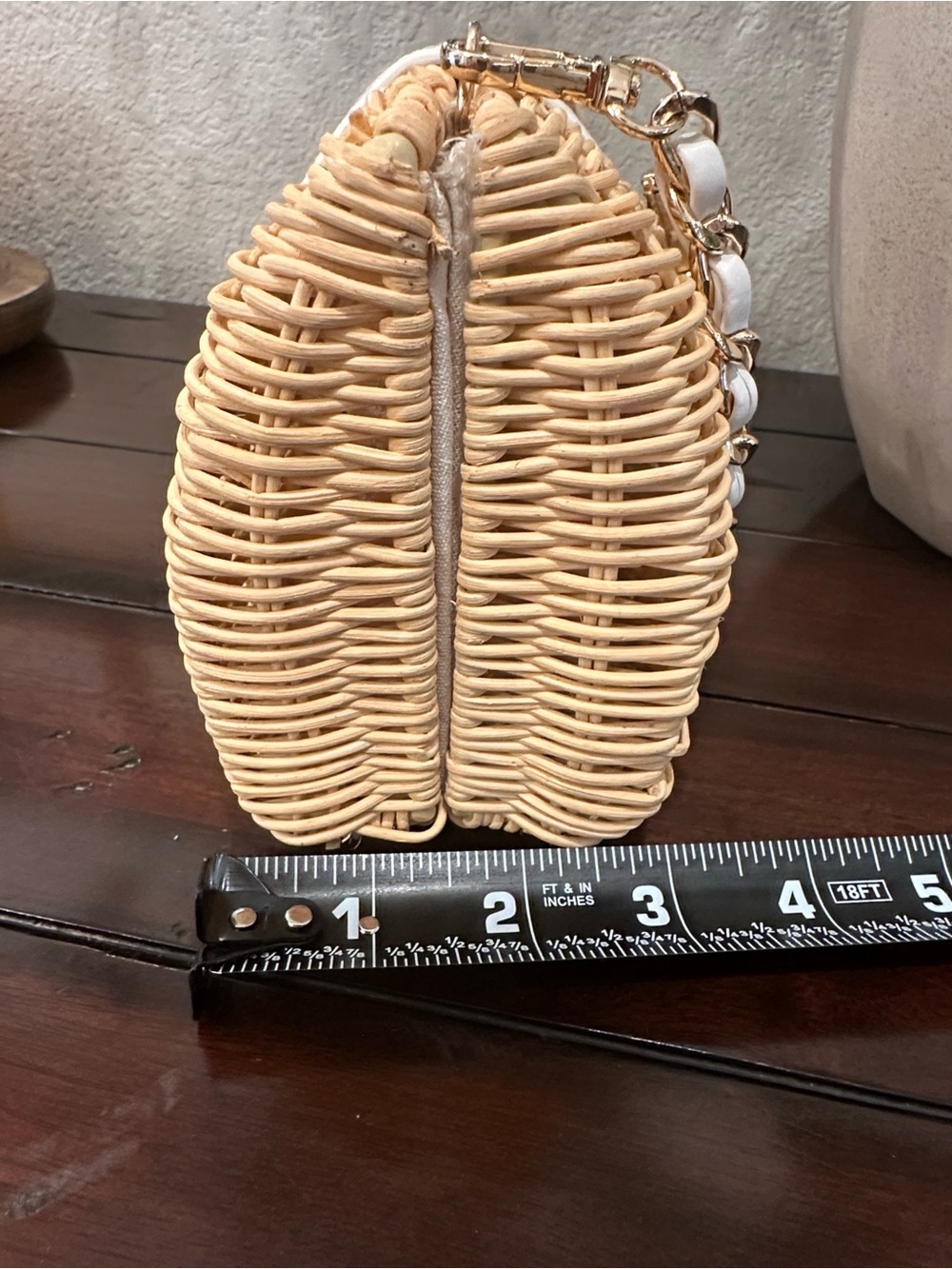 Tommy Bahama Cream Trim Natural Wicker Crossbody with Gold Chain - Picture 7 of 10